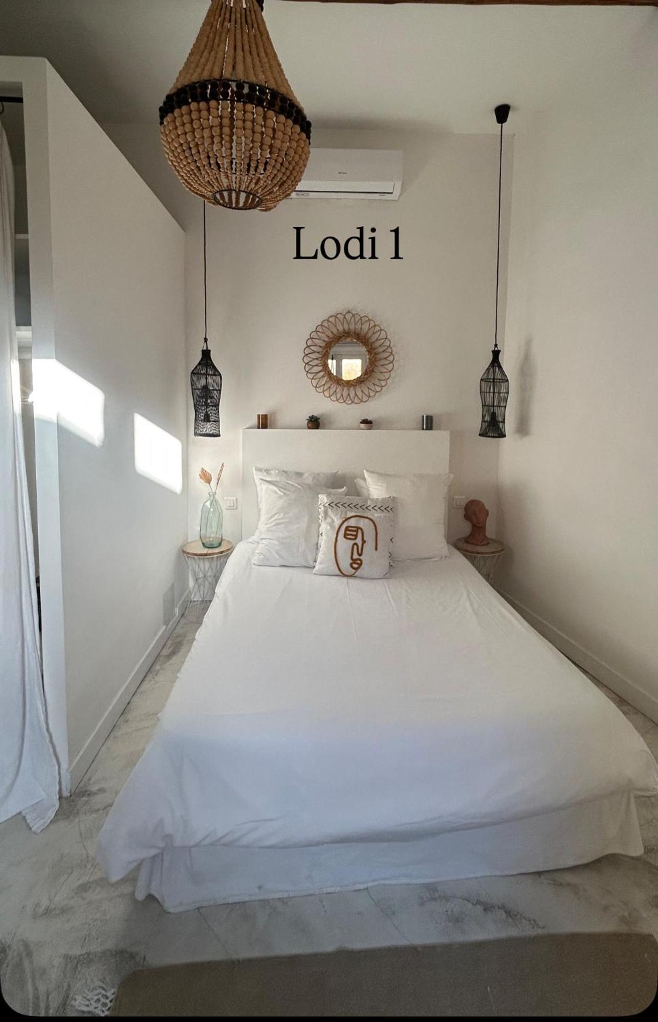 Le Lodi